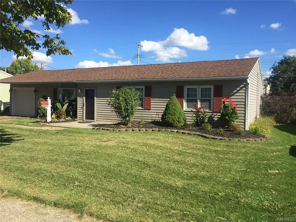 35 Fairview Dr photo 1
