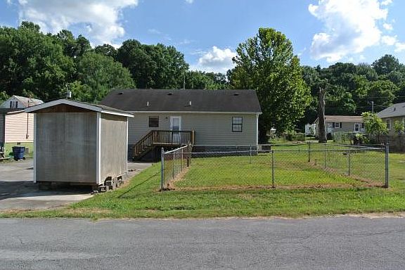 2nd image of 1178 Dorothy St