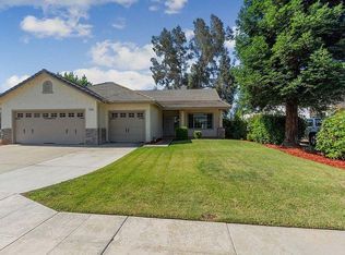 2126 Bedford Ave, Clovis, CA 93611