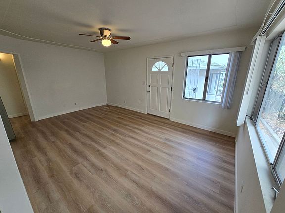 3rd image of 2829 Morena Blvd #2829