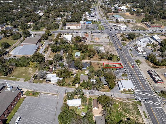 5th image of 101 S Navy Blvd