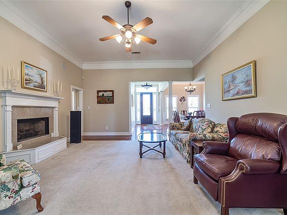 2nd image of 1100 Laurel Brook Ln