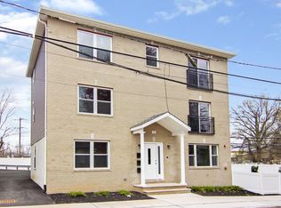 33 Garabaldi Ave, Newark, NJ 07114