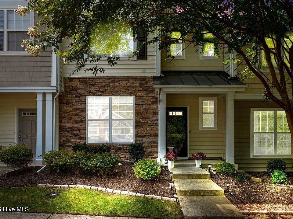 1st image of 369 Red Elm Drive