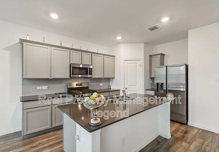 3803 Thomas Plains Dr — Photo 8