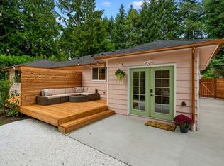 19225 Forest Park Dr NE, Lake Forest Park, WA 98155