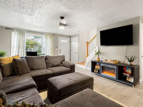 15 Culver Street #19, Plaistow, NH 03865