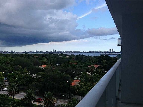 3rd image of 4250 Biscayne Blvd APT 704
