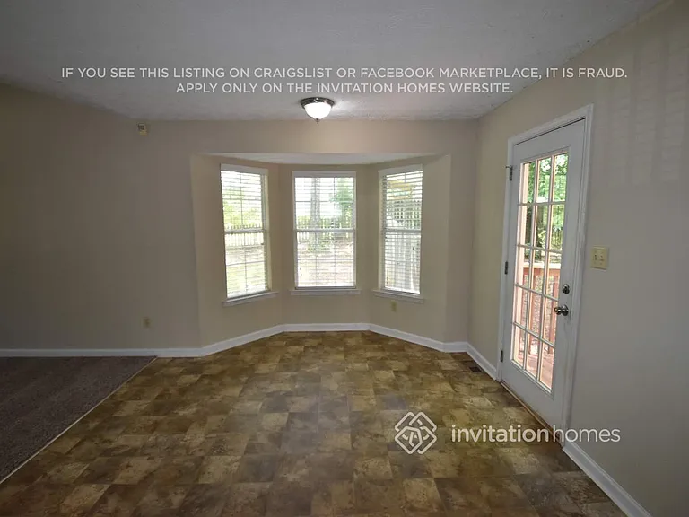 259 Thornbrooke Dr — Photo 4