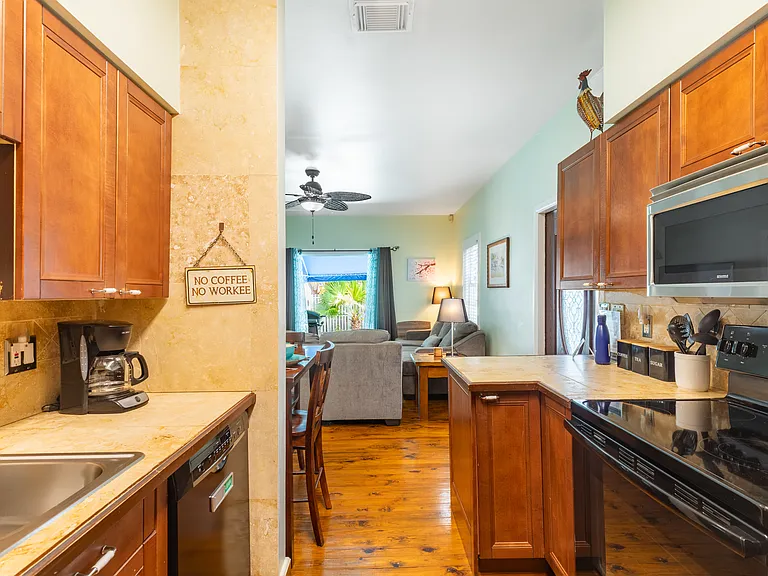 906 Truman Ave #2 — Photo 14