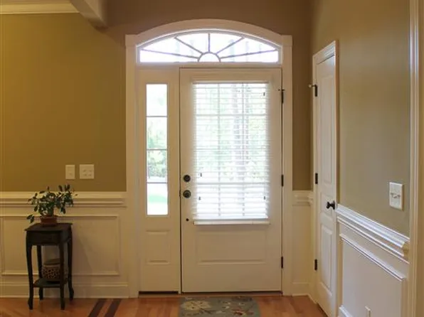 20 Willow Run, Sanford, NC 27332