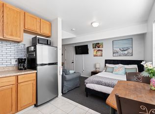 3335 Amarillo Ave #B, Simi Valley, CA 93063