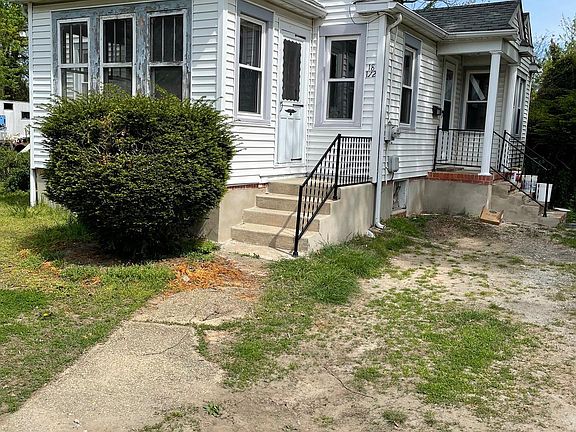 4th image of 18A&B 18 1/2 Main St