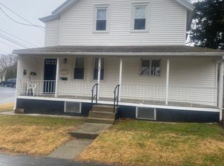 84 Blade St FLOOR 2, Warwick, RI 02886