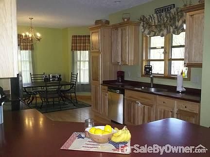 Upstairs Bedroom
						:
						Two bedrooms upstairs. Identical in layout.