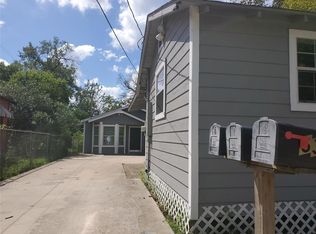 636 Bennington St #A, Houston, TX 77022