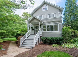 54 E Division St, Villa Park, IL