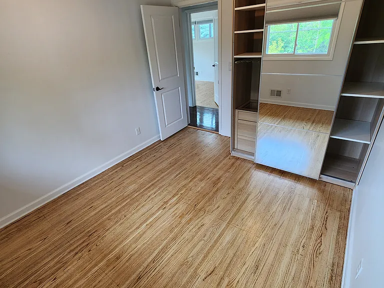 70 Ashley Dr — Photo 15