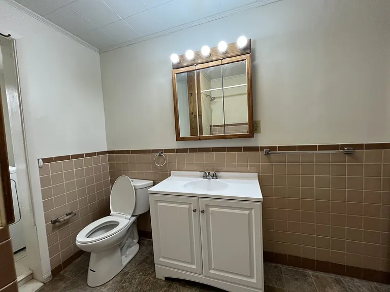 2801 Canby St #2 — Photo 4