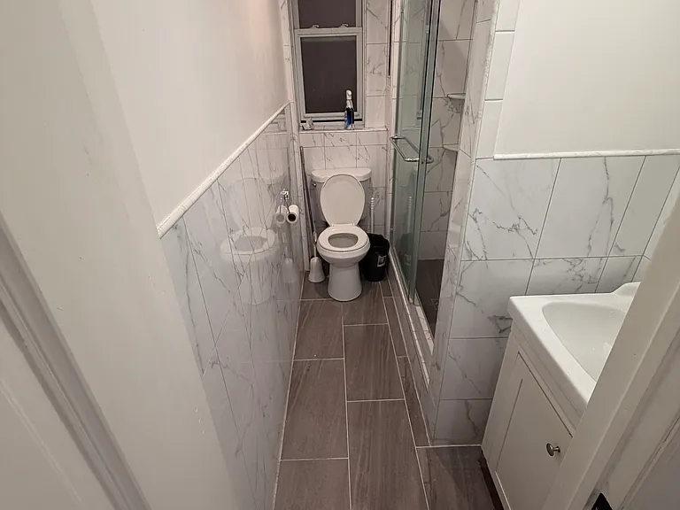 2383 Belmont Ave #6 — Photo 8
