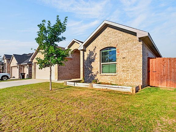 5th image of 6015 Sunny Stone Dr