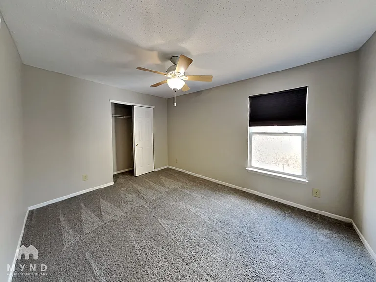 1945 Branchside Ct — Photo 14