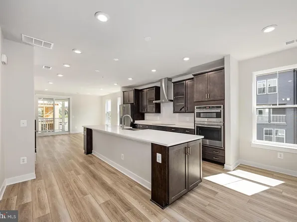 44580 Strabane Ter, Ashburn, VA 20147