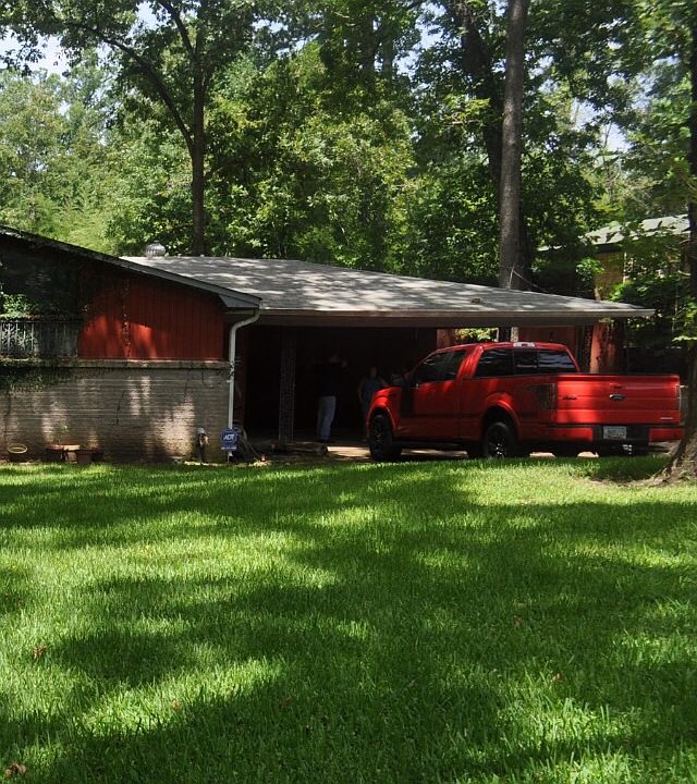 1st image of 3422 Warren Ave