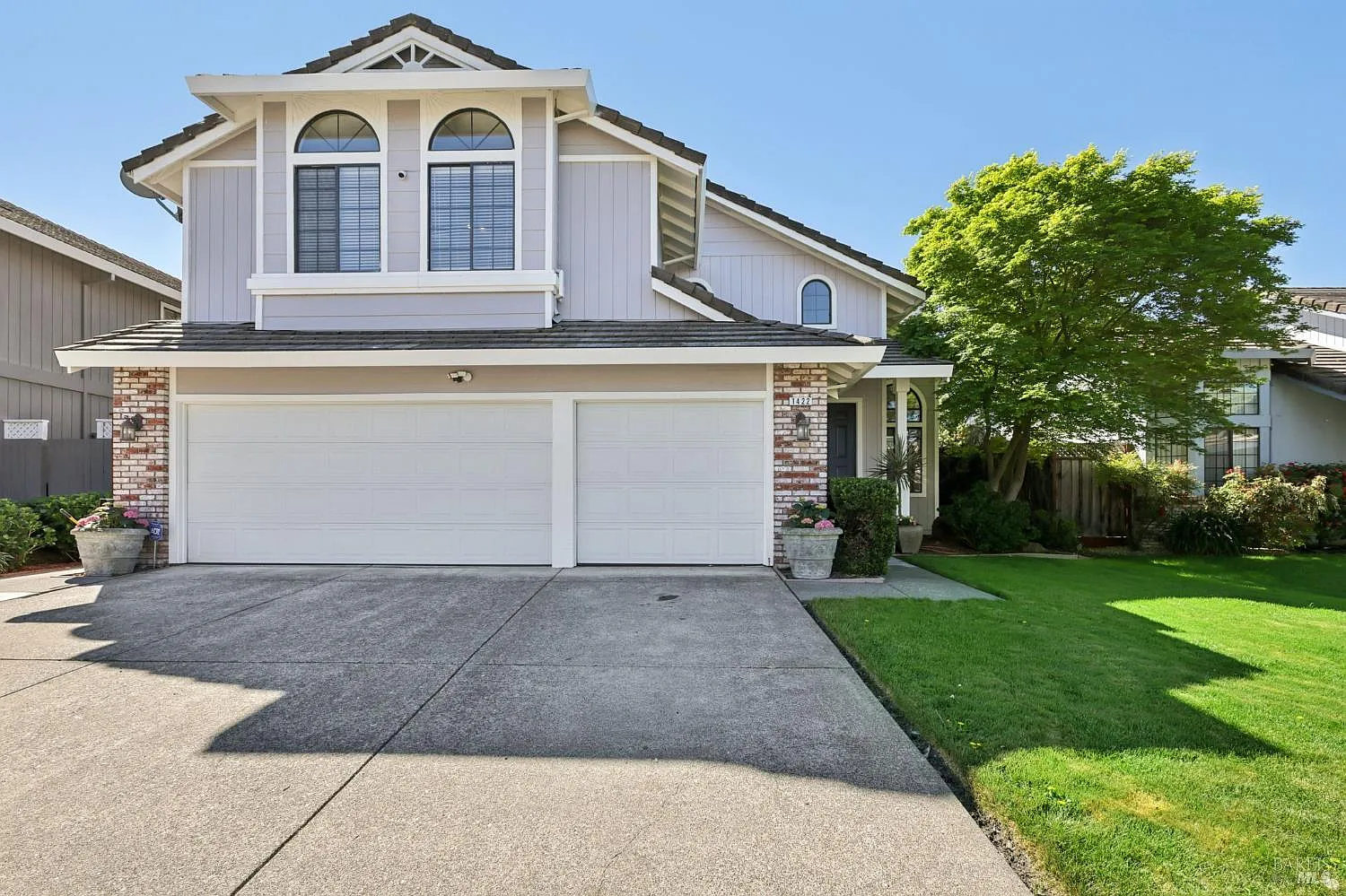 1422 Roman Dr - Photo 1