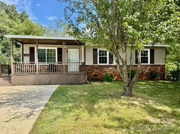 606 Prospect St NW, Lenoir, NC 28645