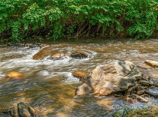 581 Bald Mountain Rd, Burnsville, NC 28714