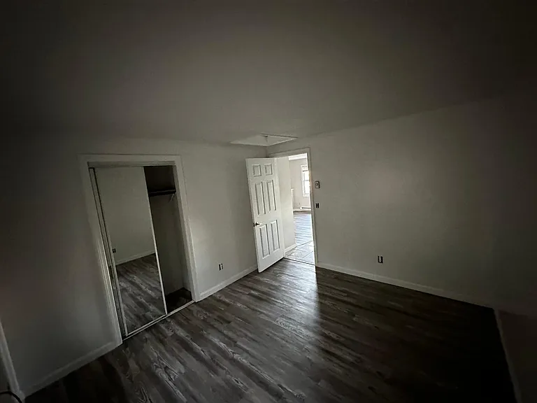 18 Prospect St — Photo 5