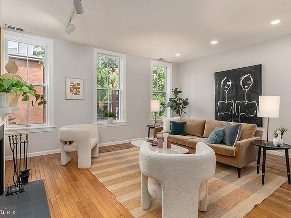 3rd image of 1434 Corcoran St NW