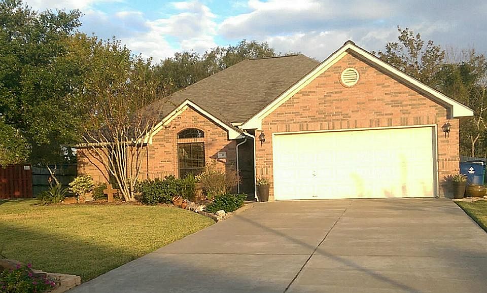 1st image of 119 Dove Trl