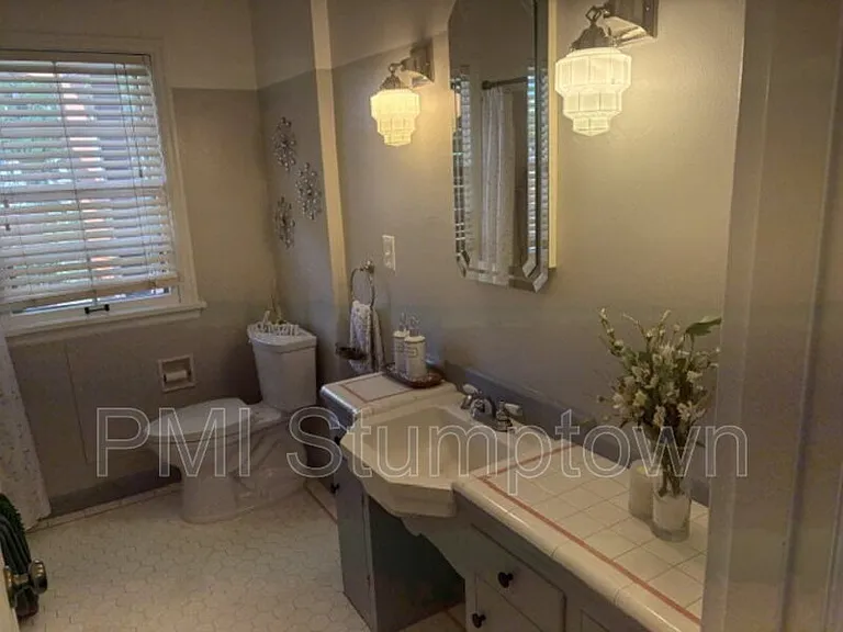 7407 SE 30th Ave — Photo 11