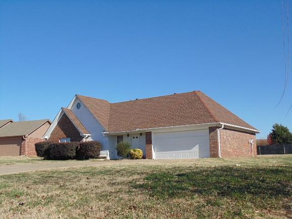 4th image of 7712 Annesdale Dr