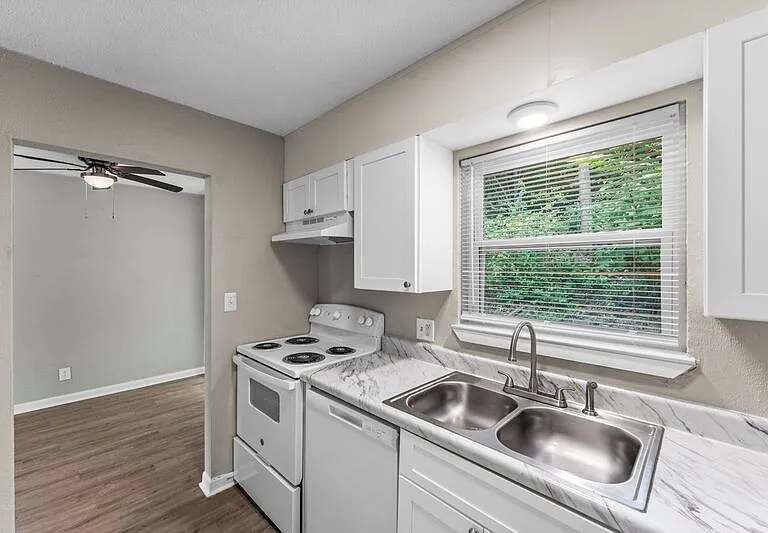 East Ridge Townhomes — Photo 3