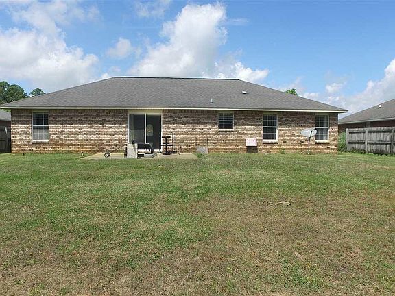 5th image of 975 Lake Aire Dr