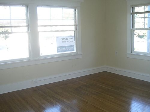 3rd image of 1931 Huntington Dr APT 1