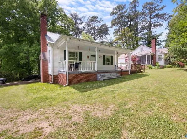 3 Edgemont Dr, Gadsden, AL 35904