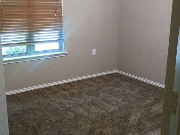 5th image of 4704 Cypress Bnd