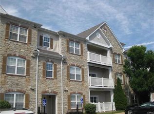 1 Monarch Trace Ct APT 103, Chesterfield, MO 63017