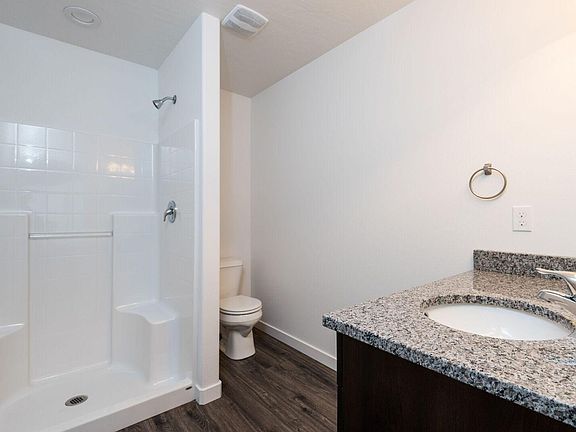 5th image of 6920 Sully Ln
