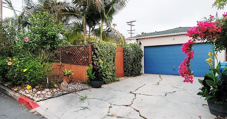 Outside front of House entry