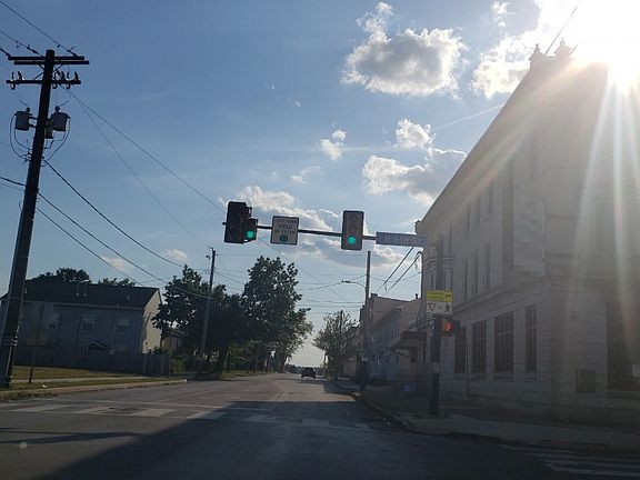 5th image of 2123 Jefferson St