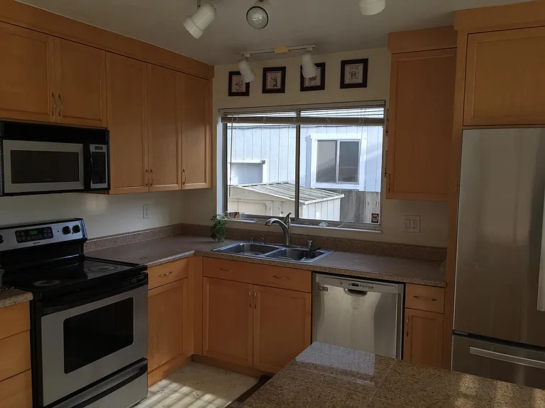 4571 Heron Ct — Photo 6