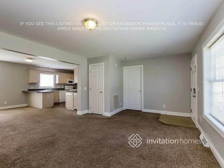 5217 Milhaven Ln — Photo 3