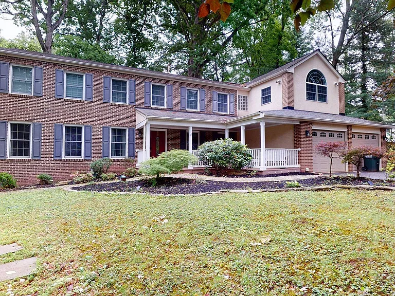 5803 Hall St — Photo 31