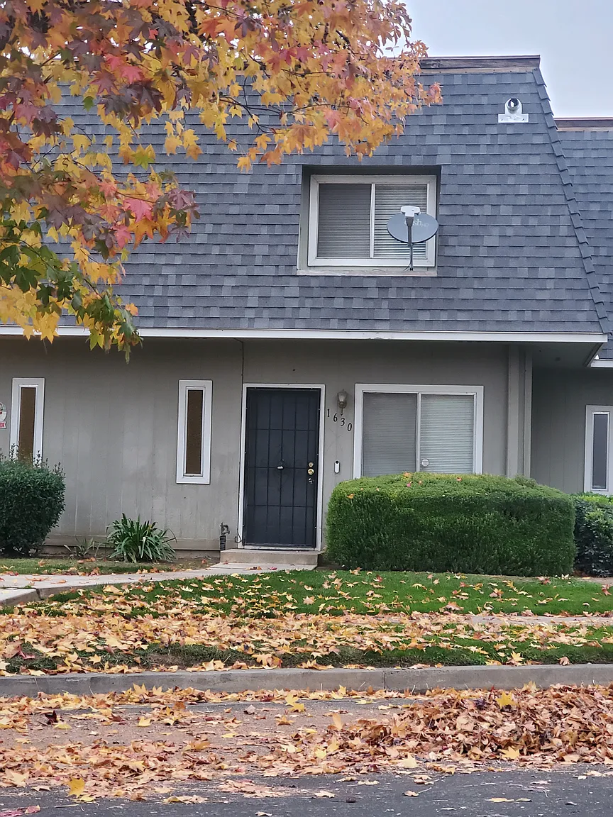 1630 W North Bear Creek Dr photo 1