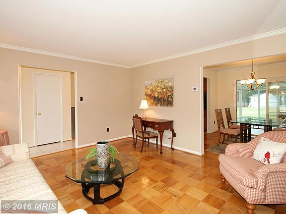 3rd image of 9602 Smokewood Pl